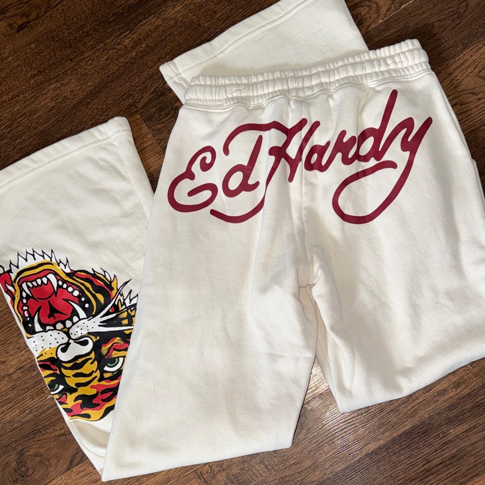 Ed Hardy Cream Sweatpants with Tiger and Logo